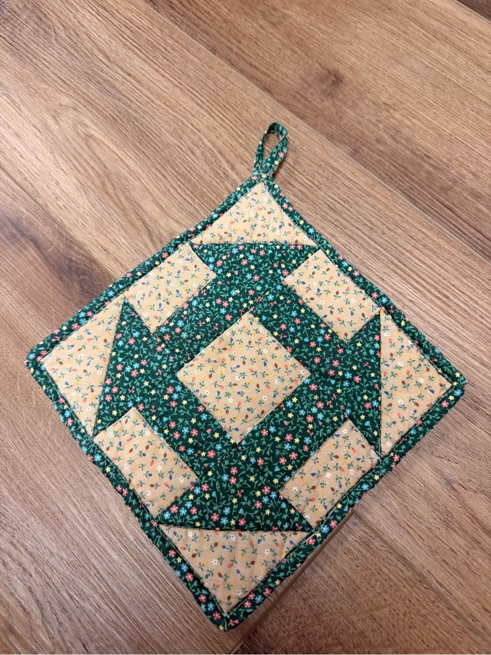 Cottagecore Floral Patchwork Quilted Pot Holder Farmhouse Country Kitchen Decor